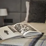 בית נופש Comfortable With Mountain Views *