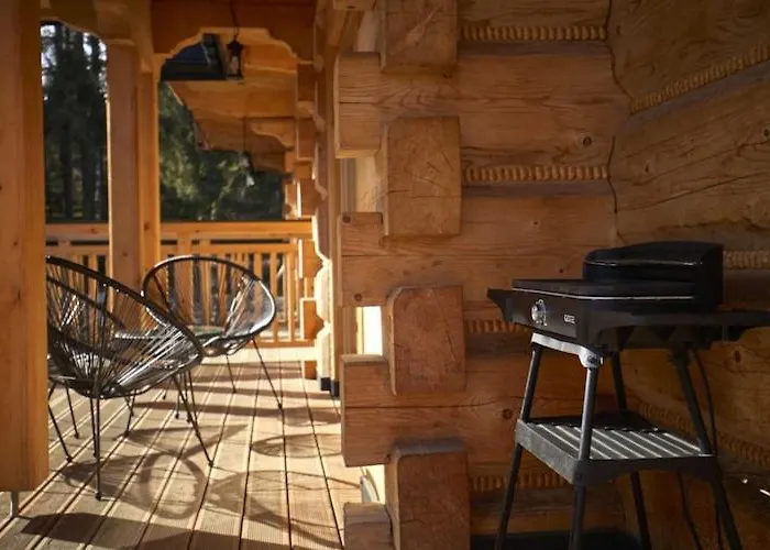 بيت للعطل Comfortable With Mountain Views زاكوباني